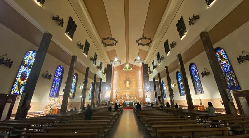 El cardenal Jos&eacute; Cobo preside la misa de consagraci&oacute;n de la parroquia Mar&iacute;a Auxiliadora de Salesianos Atocha como Bas&iacute;lica Menor