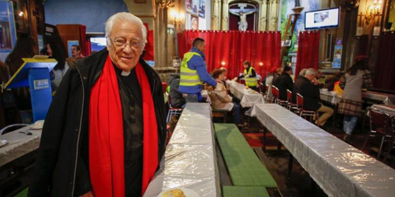 Padre &Aacute;ngel, fundador de Mensajeros de la Paz, con motivo de la VIII Jornada Mundial de los Pobres: &laquo;Cu&aacute;ntas personas han sido abrazadas y acogidas en la Iglesia de san Ant&oacute;n&raquo;
