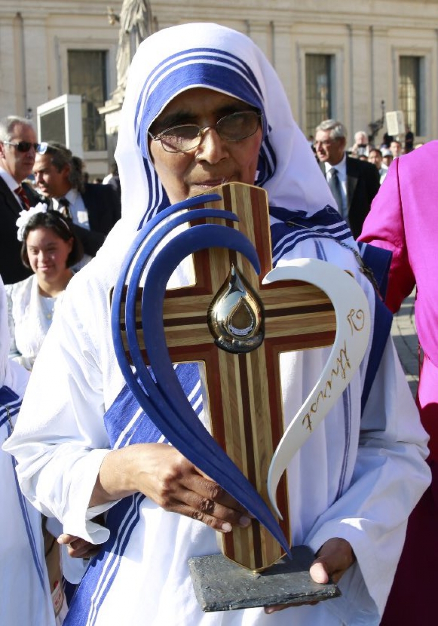 Santa Teresa de Calcuta: El significado espiritual del relicario en su canonizaci&oacute;n