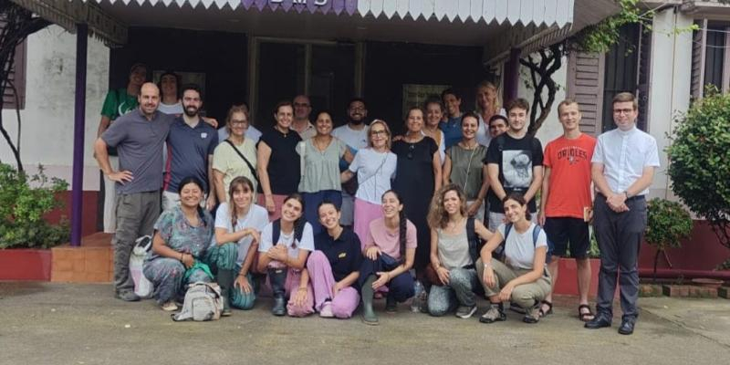 Jos&eacute; Antonio Buceta-Toro, p&aacute;rroco de San Miguel Arc&aacute;ngel de Las Rozas: &laquo;El Se&ntilde;or nos espera en los m&aacute;s necesitados, los m&aacute;s pobres y los moribundos de Calcuta&raquo;