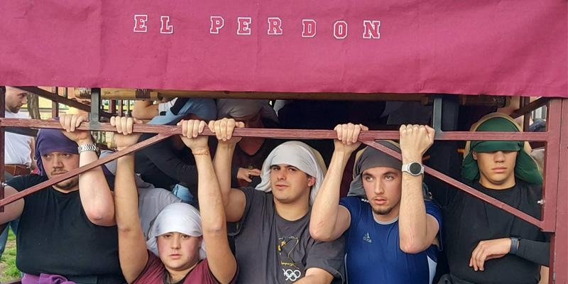 Las hermadades preparan ya la Semana Santa con ensayos de costaleros, atav&iacute;os de Cuaresma de los sagrados titulares o conciertos de marchas procesionales