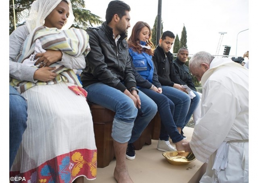 El Papa Francisco renov&oacute; el gesto de Jes&uacute;s: paz y hermandad, contra traficantes de armas, guerras y terror