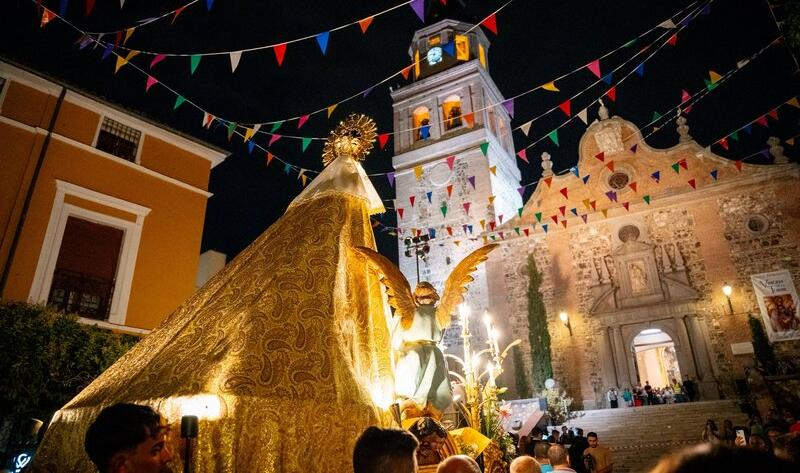 Alfredo Perea, p&aacute;rroco de San Pedro Ad Vincula: &laquo;La devoci&oacute;n a la Virgen de la Torre refleja una tradici&oacute;n viva y arraigada en Villa de Vallecas&raquo;