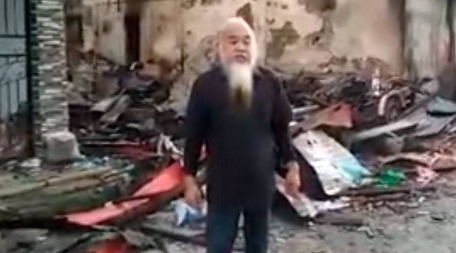 Terroristas isl&aacute;micos leales a ISIS difunden video de sacerdote secuestrado en Filipinas