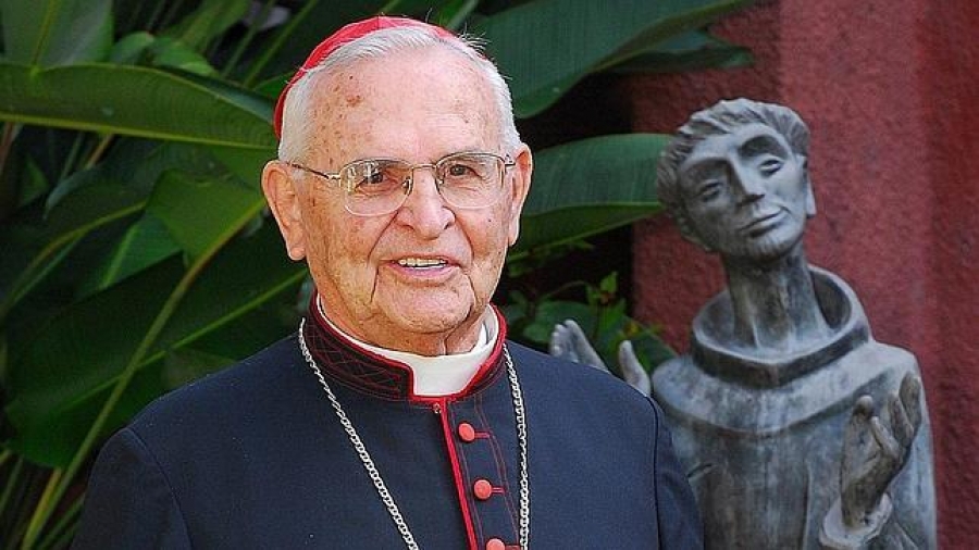 Fallece el cardenal brasile&ntilde;o Arns: el Papa env&iacute;a su p&eacute;same