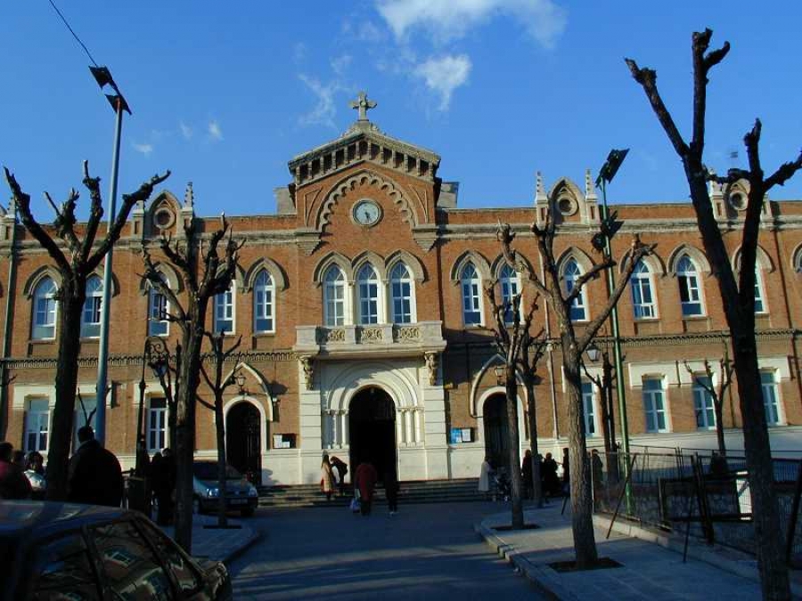 Francesc Torralba reflexiona sobre 'La persona, &iquest;un ser material o espiritual?' el colegio Fundaci&oacute;n Caldeiro