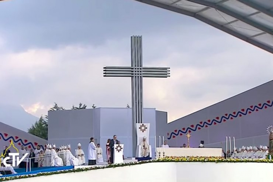 Misa del Papa en Bogot&aacute;: &laquo;Jes&uacute;s nos invita a ir mar adentro&raquo;