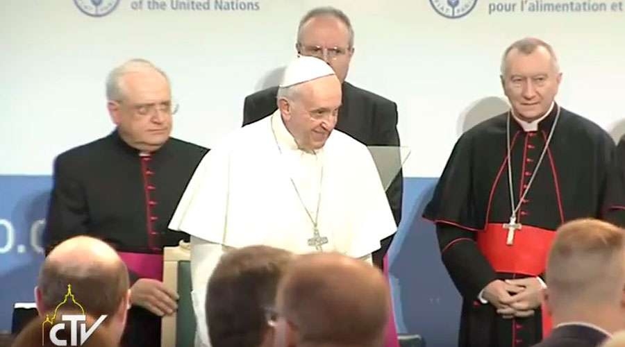 El Papa Francisco identifica obst&aacute;culos en la lucha contra el hambre y explica c&oacute;mo superarlos