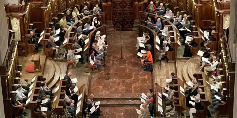 El canto gregoriano, protagonista en la Abad&iacute;a de la Santa Cruz con su XLVI Semana de Estudios