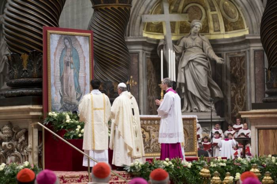 Misa en la bas&iacute;lica de Guadalupe: Dios despierta la esperanza de los descartados