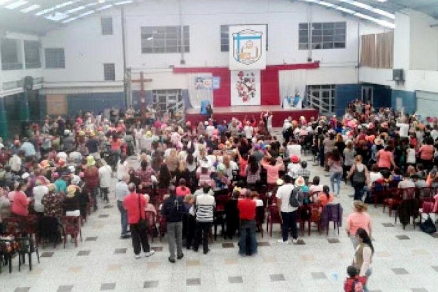 El Papa invita a los catequistas argentinos a &laquo;sembrar desde abajo&raquo;