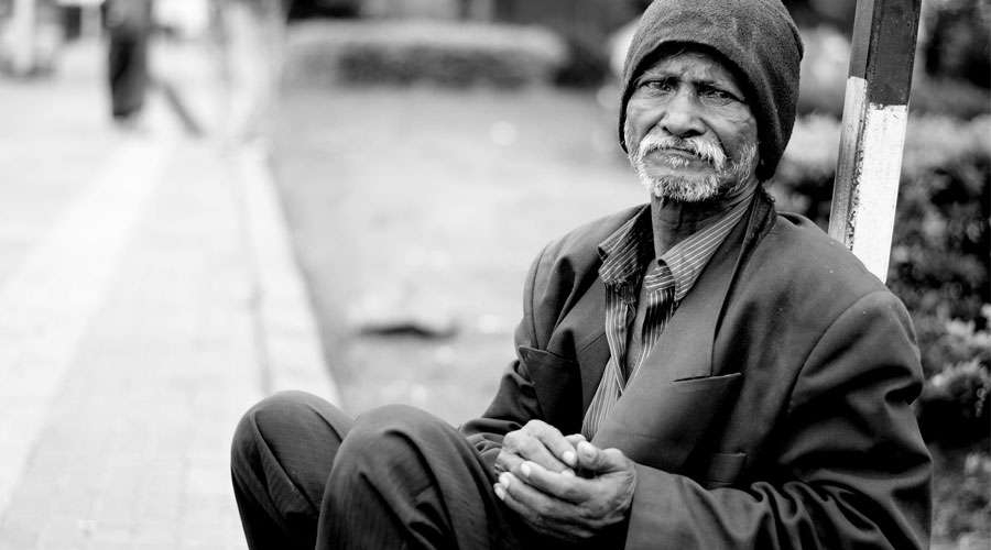 Arzobispo explica c&oacute;mo evangelizar a los pobres