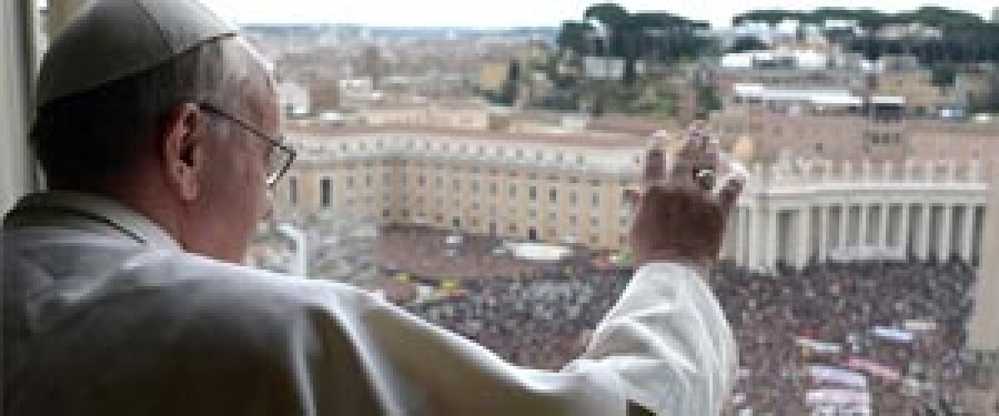 El Papa a los juristas penales: La corrupción es un mal más grande que el pecado