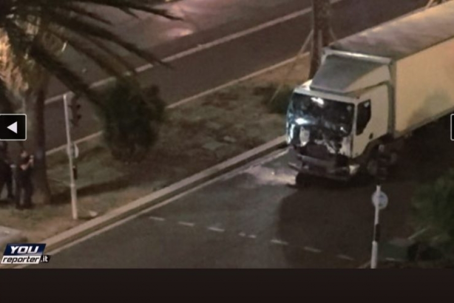 Atentado terrorista en Francia: un cami&oacute;n atropella a decenas de personas