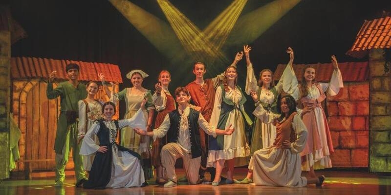 60 alumnos del Colegio San Buenaventura de Madrid llevan a escena San Francisco de As&iacute;s: el Musical: &laquo;Queremos que la historia del santo llegue al coraz&oacute;n de muchos j&oacute;venes&raquo;
