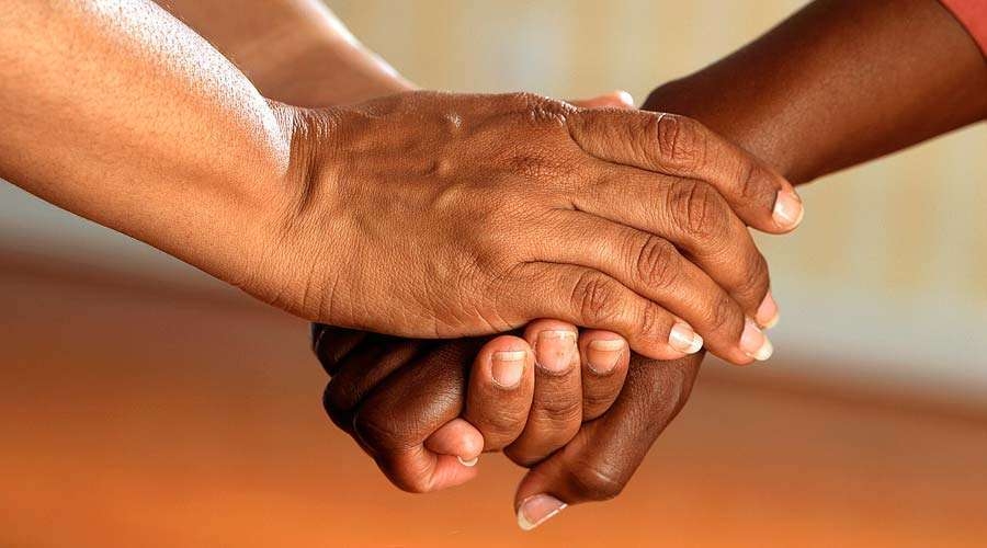 Las v&iacute;ctimas est&aacute;n dando el primer paso para reconciliar Colombia, afirma religiosa