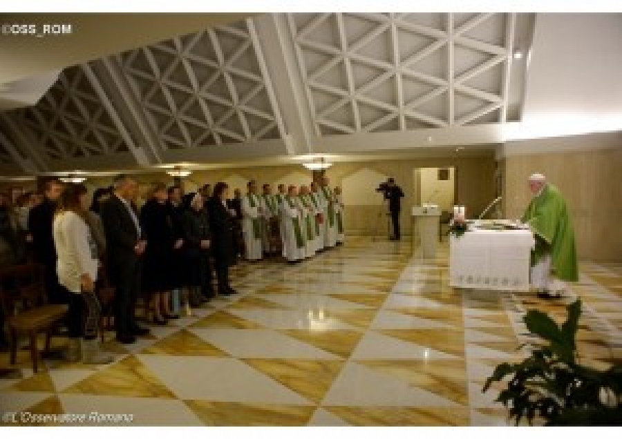 El Papa en Santa Marta: &lsquo;la fe no se aprende en los libros&rsquo;