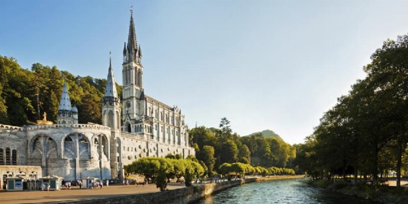 San Miguel Arcángel de Carabanchel organiza una peregrinación a Lourdes