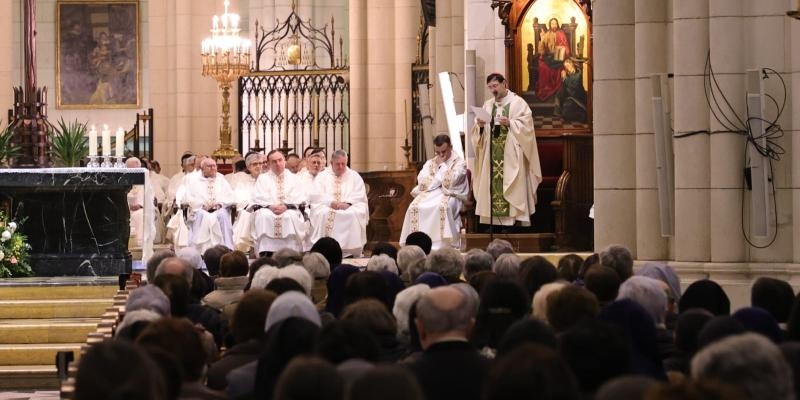 El cardenal Cobo llama a la Vida Consagrada a &laquo;ser peque&ntilde;as candelas que iluminan la vida de tanta gente que sufre&raquo;