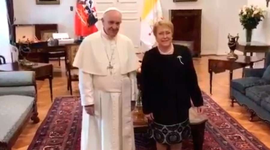 Francisco se reuni&oacute; con la Presidenta de Chile