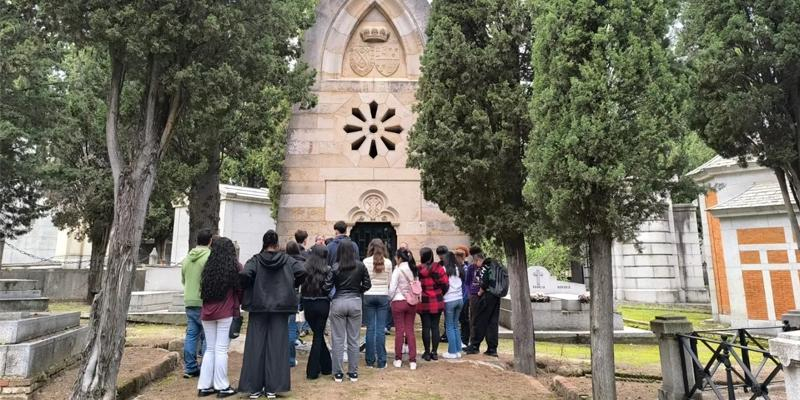 Actividades de la Archicofrad&iacute;a Sacramental de San Pedro, San Andr&eacute;s y San Isidro para la Solemnidad de Todos los Santos 2025