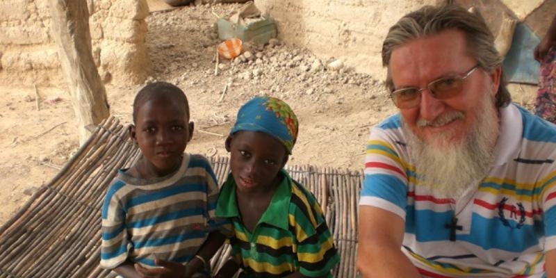 Secuestrado en Níger el misionero italiano Pier Luigi Macalli
