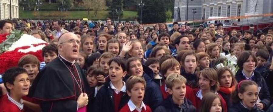 Monse&ntilde;or Carlos Osoro se re&uacute;ne con el Foro de Ni&ntilde;os