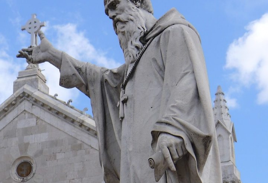 El Papa llama al obispo de Nursia tras el terremoto