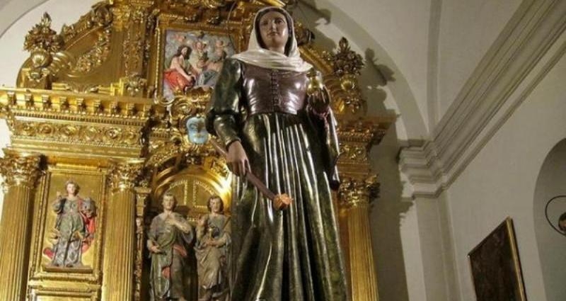La Real Colegiata de San Isidro acoge un triduo en honor de santa Mar&iacute;a de la Cabeza: &laquo;Le pedimos que interceda por las madres que buscan en ella un ejemplo de vida&raquo;