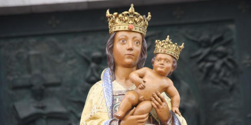 Coronación canónica de Santa María la Real de la Almudena