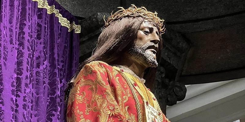 Jes&uacute;s de Medinaceli, el Se&ntilde;or de Madrid recorre las calles en estaci&oacute;n de penitencia el Viernes Santo