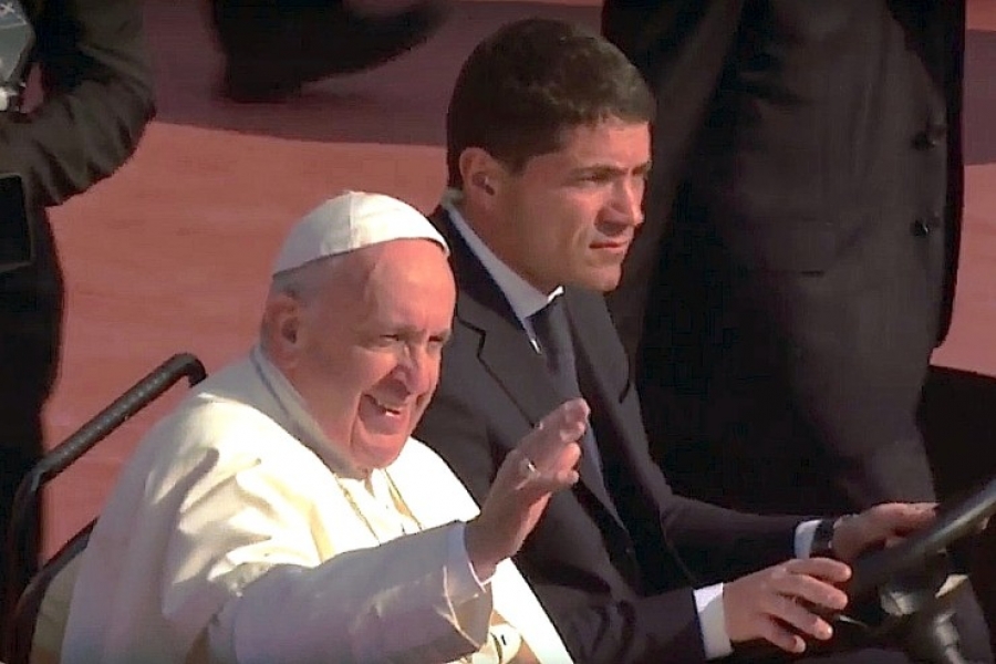 El estado de Michoac&aacute;n recibe a Francisco con alegr&iacute;a