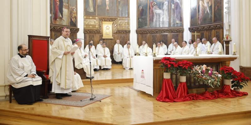 El vice Gran Canciller de San D&aacute;maso, el obispo Jos&eacute; Antonio &Aacute;lvarez, celebra la fiesta del patr&oacute;n de la Universidad: &laquo;Necesitamos una reflexi&oacute;n que ilumine con la luz de la fe la realidad y el mundo en el que hoy vivimos&raquo;
