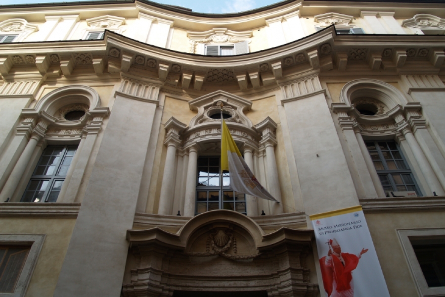 Obispos en misi&oacute;n reunidos en Roma