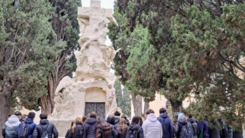 El Cementerio de San Isidro participa en la Semana de la Ciencia y la Innovaci&oacute;n 2024