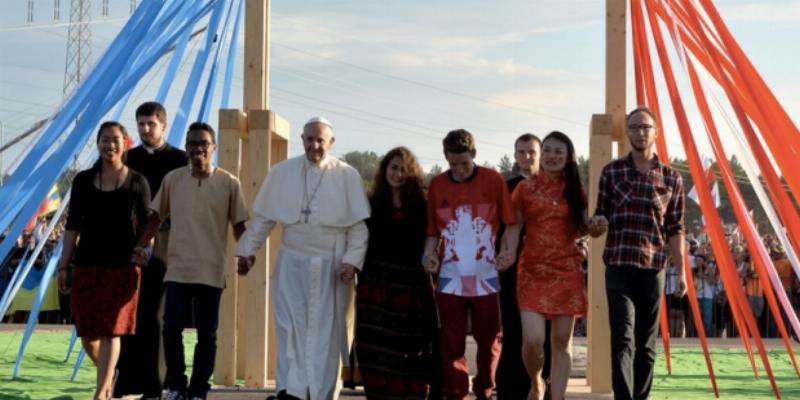 La di&oacute;cesis de Valencia se suma a la cadena de oraci&oacute;n por el S&iacute;nodo de los Obispos sobre los J&oacute;venes iniciado hoy en Roma
