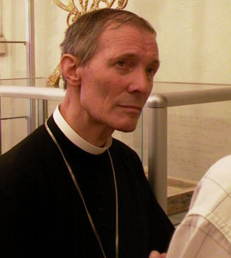 El Papa encarga al obispo Renato Corti las meditaciones del Vía Crucis