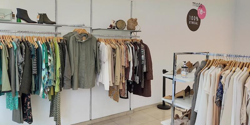 Archidiocesis de Madrid - Las tiendas de ropa reciclada y solidaria Moda  Re- amplían su red en la Comunidad de Madrid
