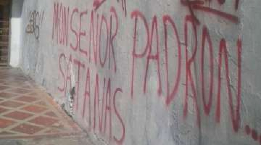 Venezuela: insultan con pintadas al arzobispo de Cuman&aacute;