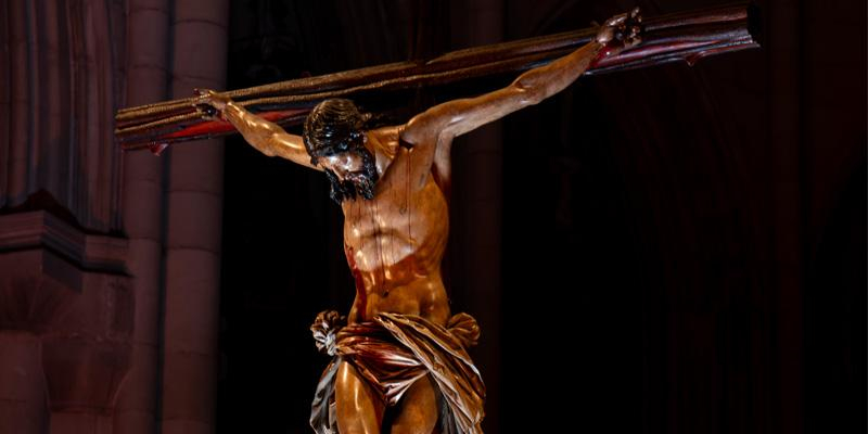 Viernes Santo: la Iglesia conmemora la Pasi&oacute;n del Se&ntilde;or, &laquo;clavado en la cruz para la salvaci&oacute;n de todo el mundo&raquo;