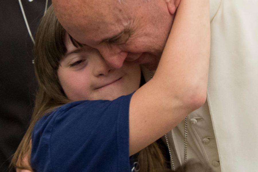 El Papa critica la discriminaci&oacute;n a las personas con discapacidad en algunas parroquias