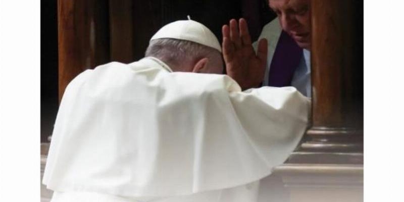 Granada organiza 24 horas continuas de oraci&oacute;n, adoraci&oacute;n a Dios y confesi&oacute;n de los pecados