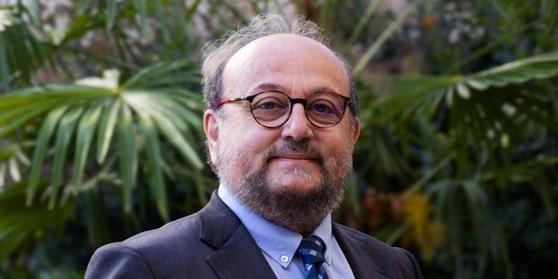Carlos Esteban, director del curso de la Universidad de Oto&ntilde;o: &laquo;Desde la clase de Religi&oacute;n podemos impulsar una educaci&oacute;n integral e integradora, abierta a todos&raquo;