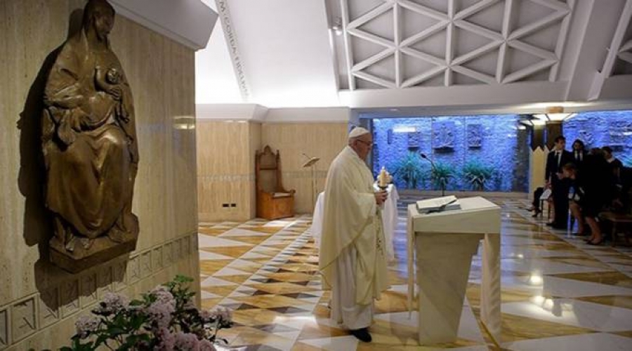 El Papa avisa de 3 pasos que llevan a la perdici&oacute;n y contra las Bienaventuranzas