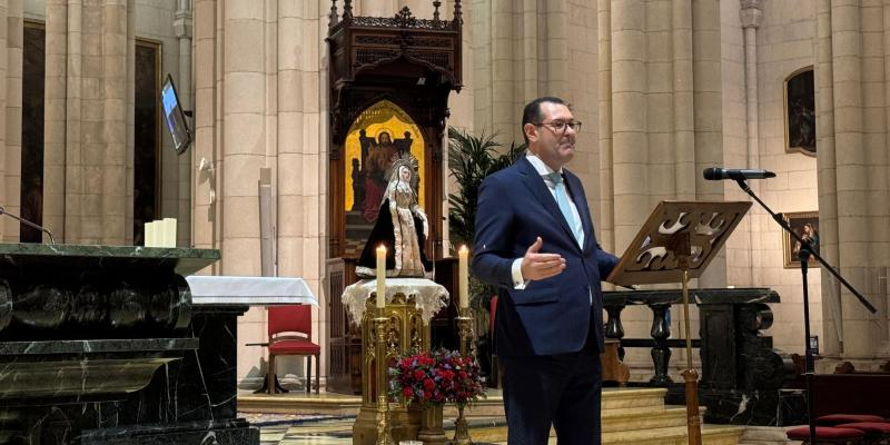 El cofrade Enrique Guevara proclama un preg&oacute;n de Semana Santa cargado de fe y emoci&oacute;n: &laquo;Creo en quien sabe buscar a Cristo a trav&eacute;s de la fe popular de Madrid&raquo;