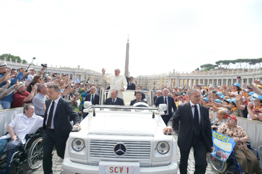 Oriente Medio: mensaje del Papa a los visitantes de idioma &aacute;rabe