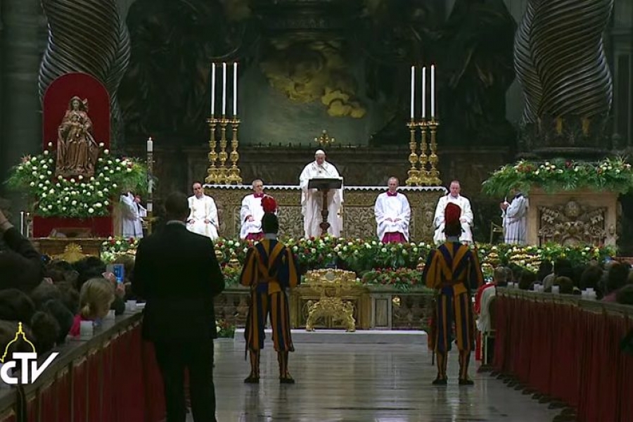 Vigilia Pascual: 'El Se&ntilde;or est&aacute; vivo, queriendo resucitar a quienes han sepultado la esperanza'