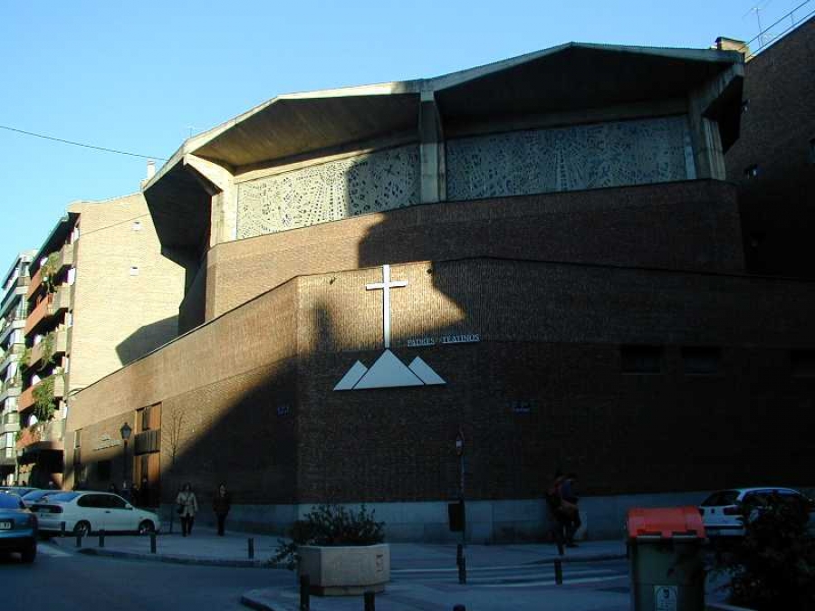 La 2 de TVE emite la Misa del D&iacute;a de los Catequistas Nativos y del IEME desde la parroquia Virgen de la Providencia y san Cayetano