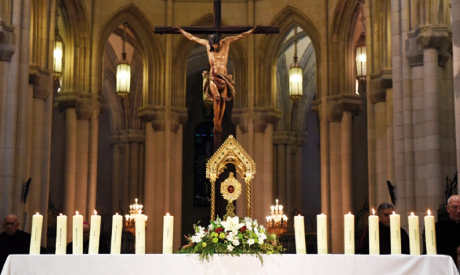 13tv retransmite el Mi&eacute;rcoles Santo el Via Crucis desde la catedral de la Almudena