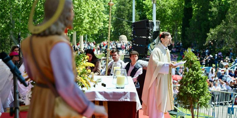 El cardenal Cobo, en la Misa de san Isidro en la Pradera: &laquo;Que el ejemplo de san Isidro nos recuerde que ser buenos cristianos pasa por ser buenos vecinos&raquo;
